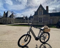 De Villsavin, Tour de bike guidé en pleine journée à Chambord - Housity
