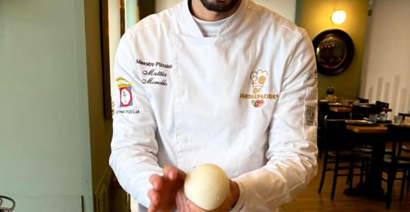 Lecce: Pizza Making Masterclass with Pizzaiolo & Lunch