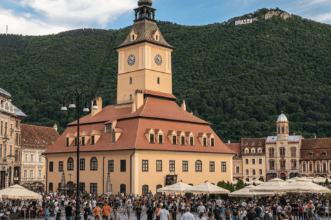 From Bucharest: Peleș and Bran Castles & Brașov Day Trip