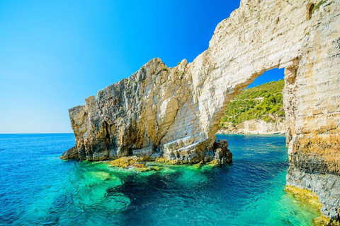 Zakynthos: Full-day Boat Rental for Marathonisi, Keri & Mizithres Zakynthos: Full-day Boat Rental for Marathonisi, Keri & Myzithres