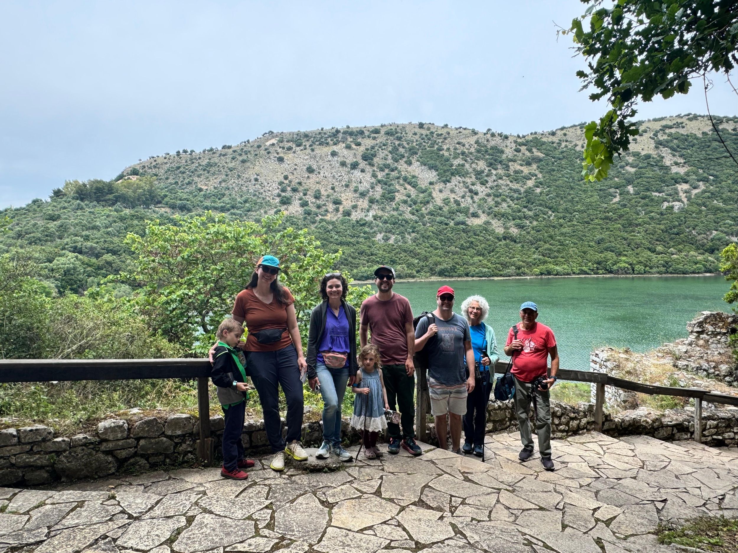 Ab Saranda: Butrint, Blaues Auge, Burg Lekursi und Ksamil