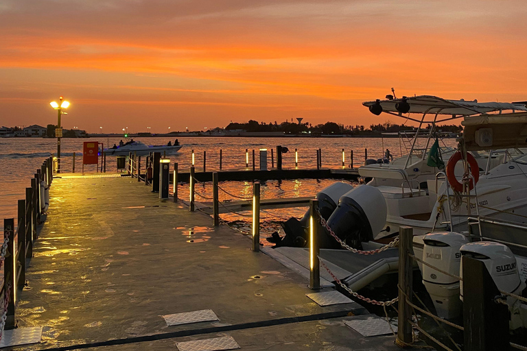 Bootsfahrt in Jeddah Stadt