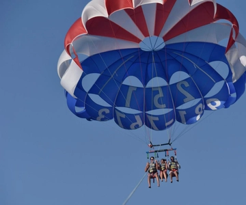 Orange Beach: Parasailing Experience