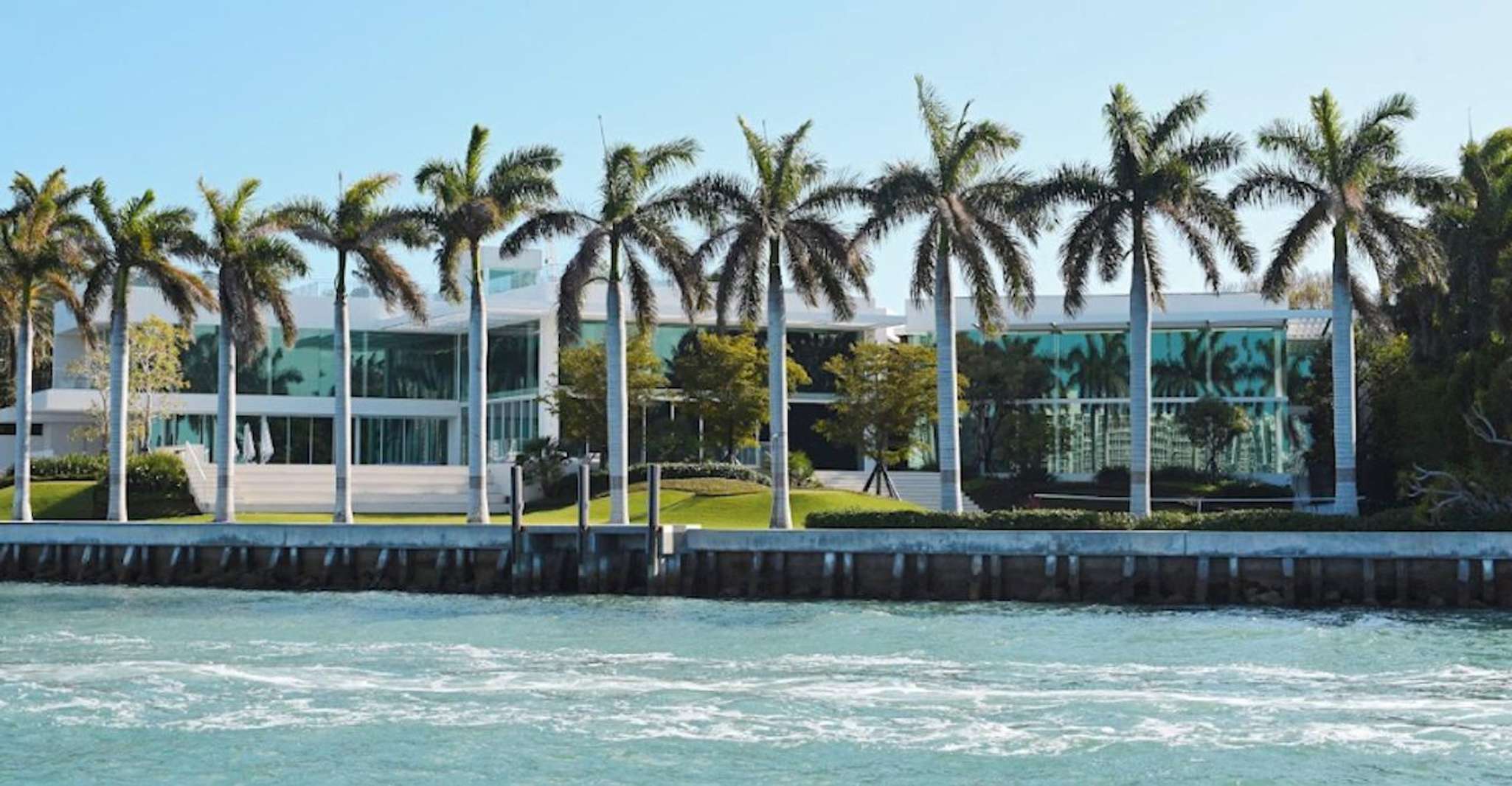 Miami: Biscayne Bay Millionaire's Homes Sightseeing Cruise photo 2