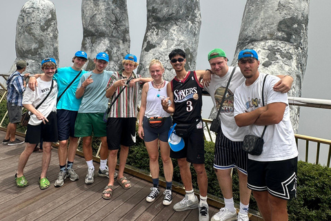 Hue: Privatwagen nach Hoi An über Hai Van Pass, Goldene Brücke