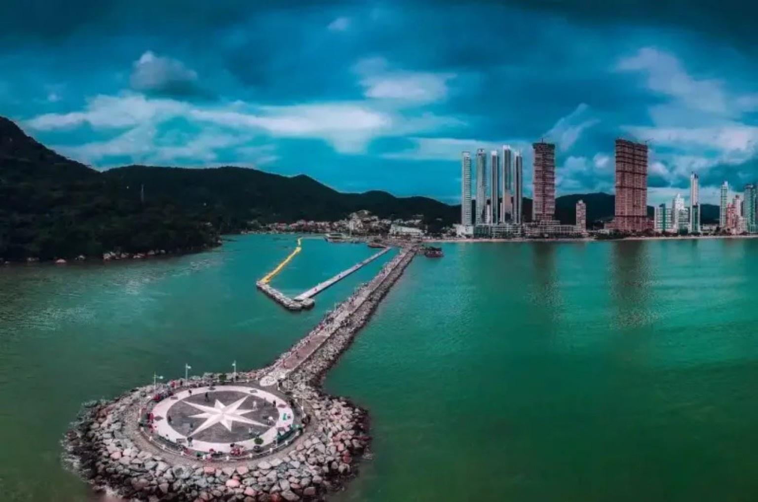 Florianópolis: Tour Balneário Camboriú, mit Eintrittskarte für Unipraias inbegriffen.