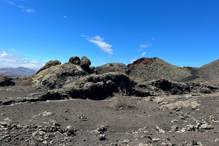Lanzarote: Guided Hike discover volcano history and culture