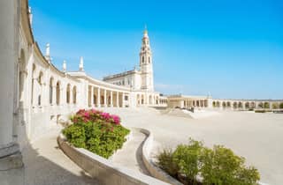 Porto: Fátima, Nazaré & Kirche Santa Maria Válega