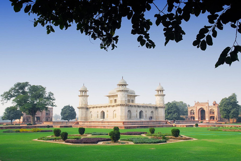 De Délhi: Pernoite no Taj Mahal e city tour em Agra de carro