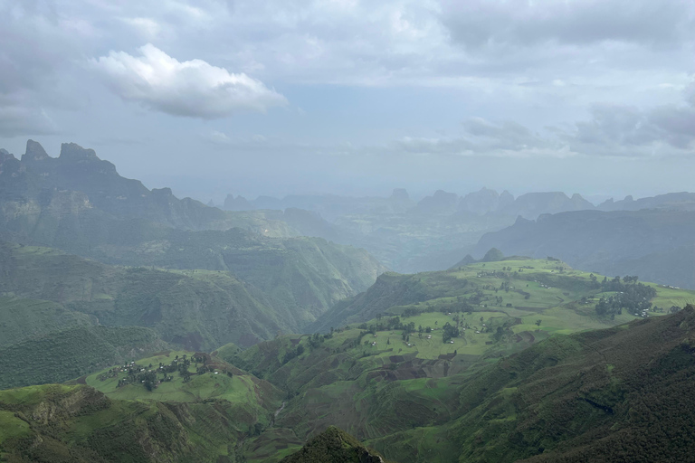 Simien Mountains: 4 Tage Trekking zum Simien Mountains ParkSimien Mountains: 4 Tage Trekking im Simien Mountains Nationalpark