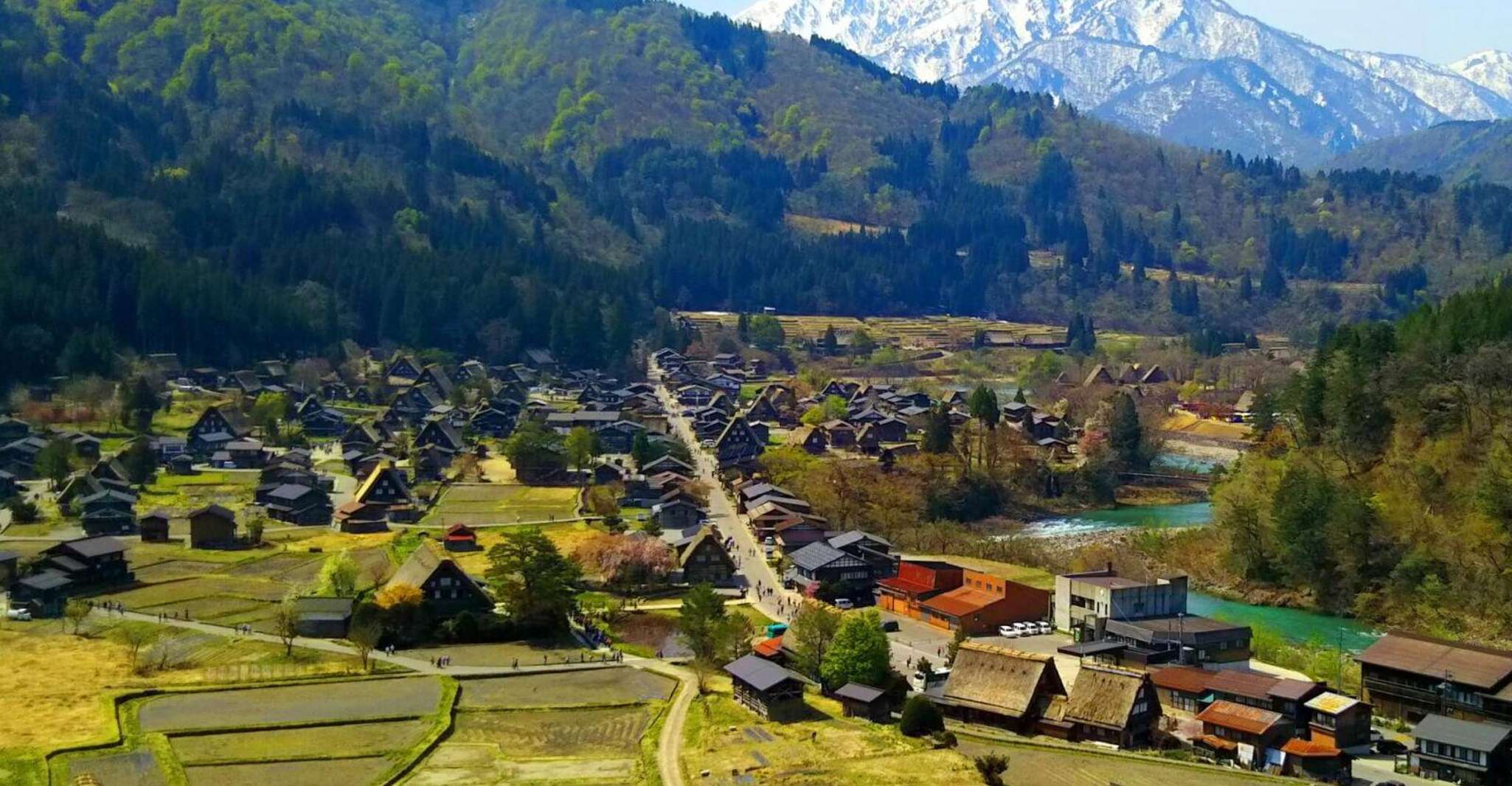 Da arte de Kanazawa, Shirakawa-go, Gokayama e escultura em madeira - Hizvo