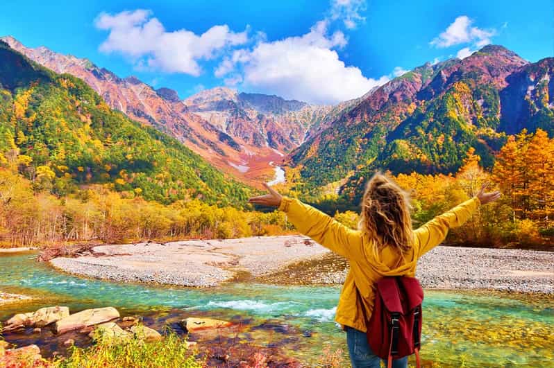 Nagoya: Kamikochi Autumn Hiking & Photography Tour