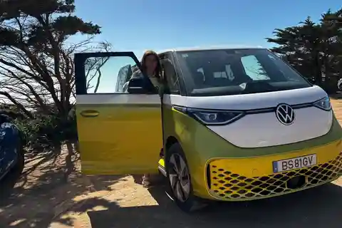 From Lisbon: Fátima, Nazaré & Óbidos Special Van Tour