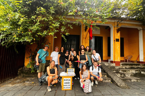 Hoi An Ancient Town - Unique Walking Tour with a Local Joined-group tour, no entrance ticket
