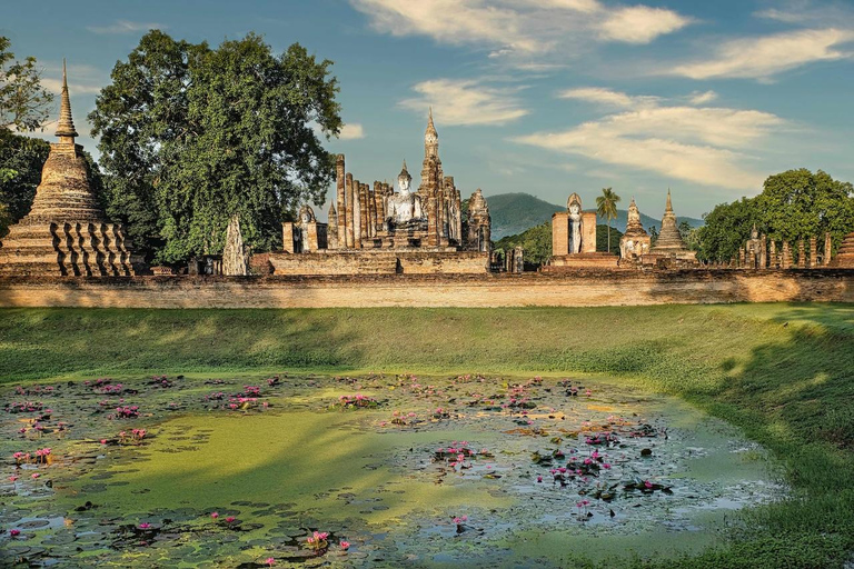 From Bangkok: Ayutthaya UNESCO Aerial Sightseeing Flight Shared Charter