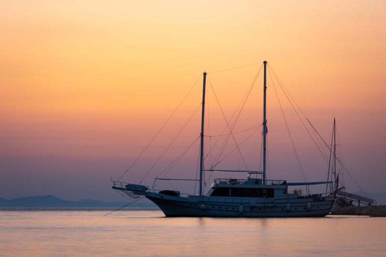 4 dias/3 noites de Zakynthos a Lefkada 18-39s Cruzeiro 20264-days/3-nights Zakynthos to Lefkada 18-39s Cruise 2026