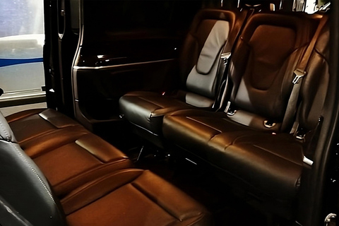 Porto: Private Transfer to Douro Valley up to 4 Stops 4-Stops (One-way trip)