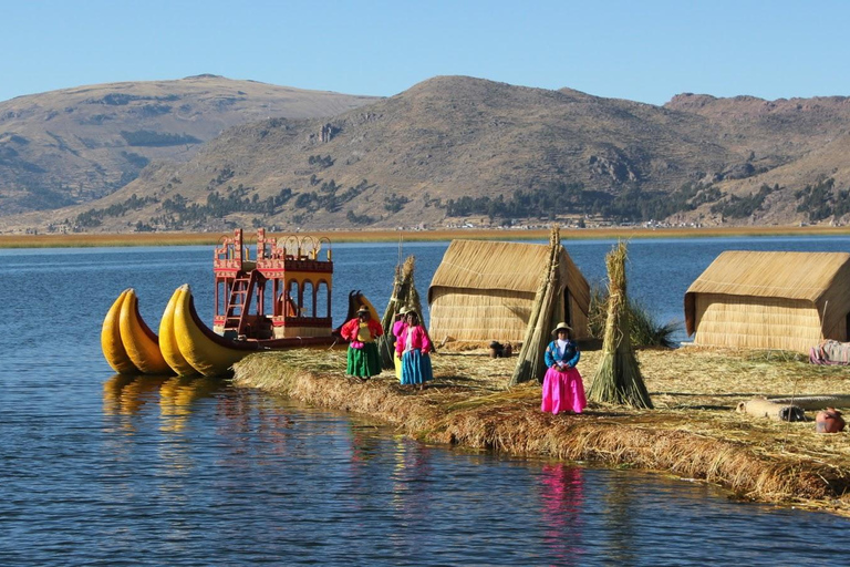 From Cusco: Puno and Lake Titicaca 1-Day Tour with Bus