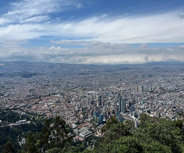 BOGOTA: City Tour, Monserrate, Gold Museum, Botero Museum, Plaza Bolívar