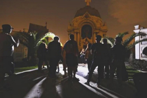 Tour serale del Presbítero Maestro - Cimitero del Terrore