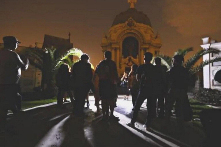 Presbítero Maestro Night Tour - Cemetery of Terror