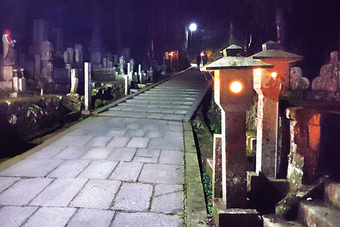 Koyasan : le silence sacré d&#039;Okunoin à l&#039;aube et à la nuit tombéeVisite à l&#039;aube