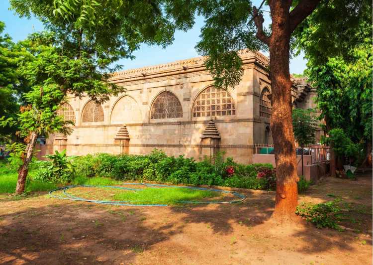 Explore the Best of Ahmedabad by Car (Guided Full Day Tour)