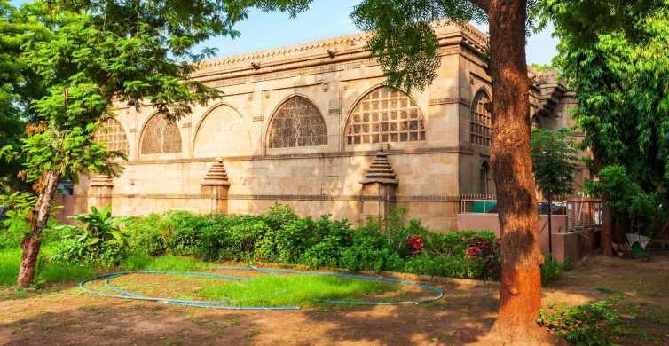 Explore the Best of Ahmedabad by Car (Guided Full Day Tour)