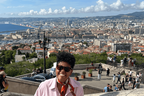 Marseille - Allauch: zwischen Tradition, Geschichte und NaturMarseille - Allauch: Öffentlich