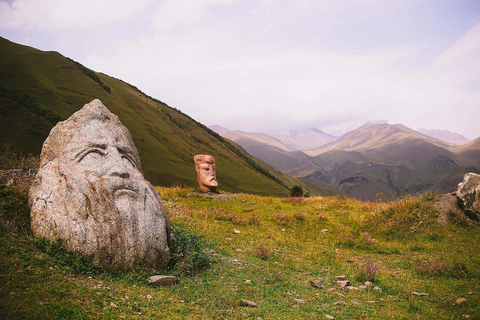 From Stepantsminda:Sno stone & Truso Day Trip with Driver