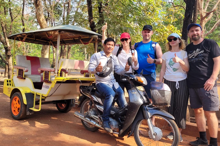 Siem Reap Private Tuk-Tuk Tour The Magnificent Temples.