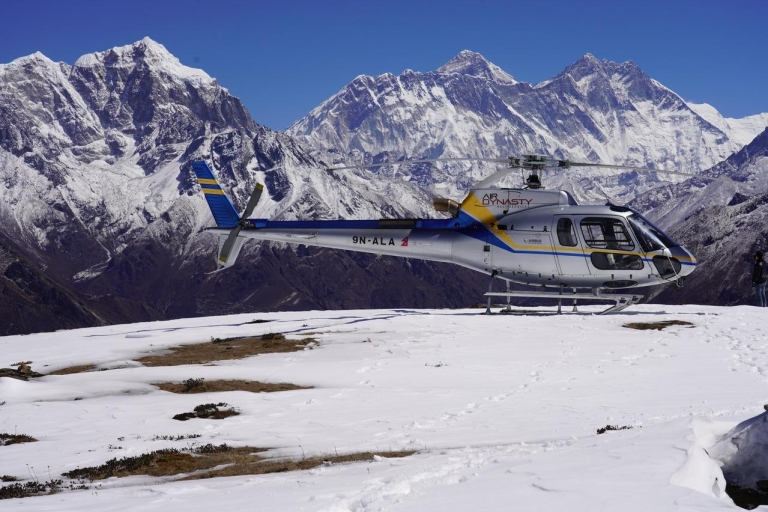 Everest Tour per helikopterEverest Basiskamp Helikoptervlucht