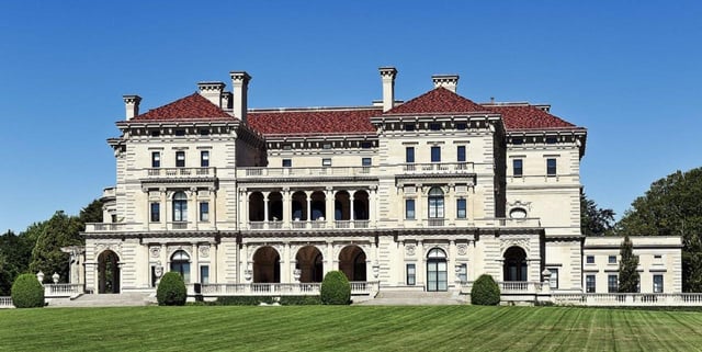 Boston Day Trip: Breakers, Marble House and Downtown Newport