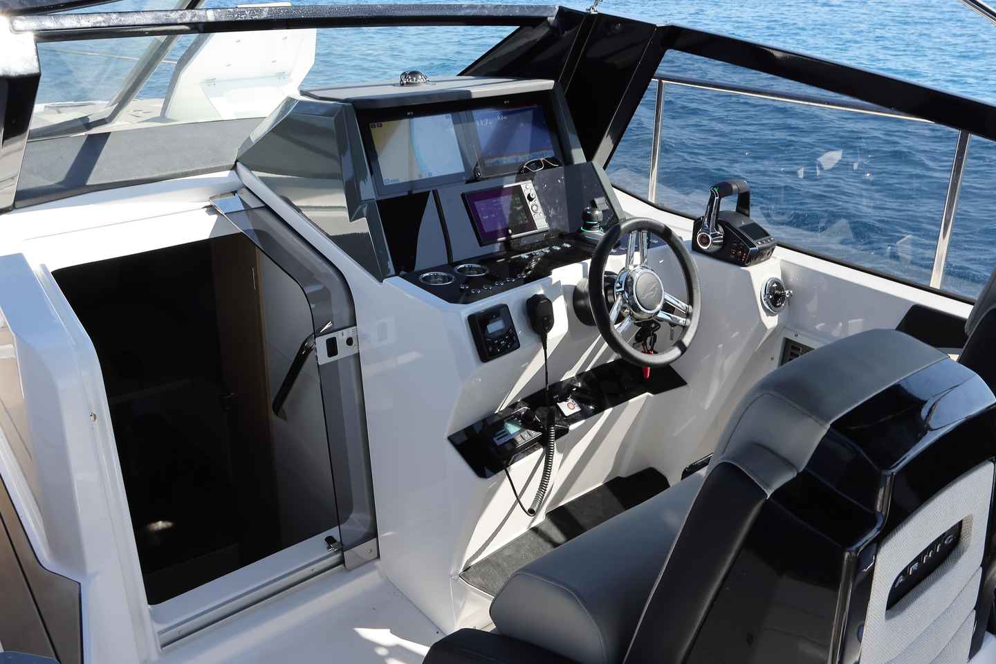 Blue Lagoon: Karnic CS10 Private Yacht with Fruits