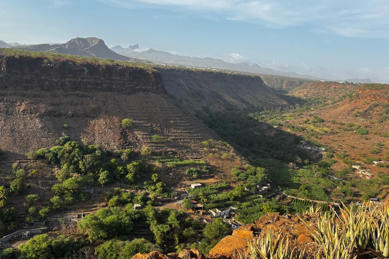 Old City: Historical Tour of the 5 Monuments with Tickets Included Old Town: Historical Tour of the 5 Monuments with Tickets Included