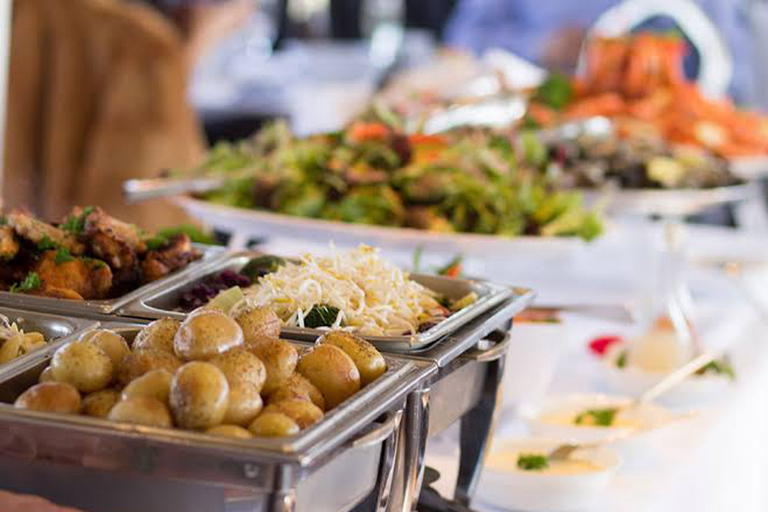 Auckland Harbour Dinner Cruise with Buffet Dinner