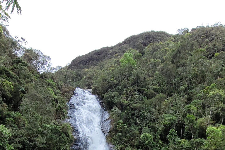 CAMINHO DO OURO - Geführte Tour durch den Atlantischen Wald, Wasserfälle und Geschichten.