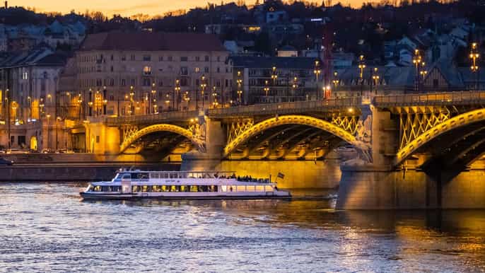 Budapest: Crucero turístico de verano