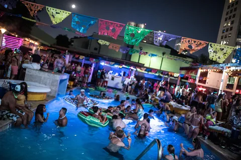 Mandala Beach Club nocą