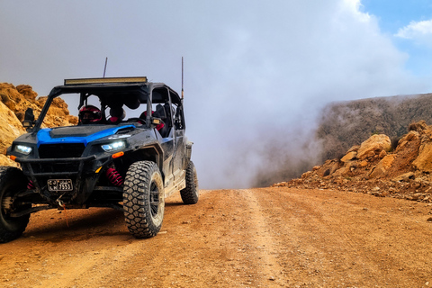 Från Muscat: Episk 2-dagars UTV-overlanding i Jabal Abyad