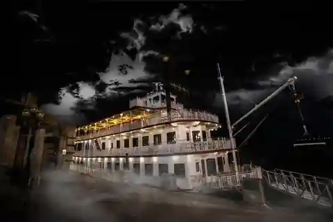 Louisville: Derby City Haunted Walking Tour