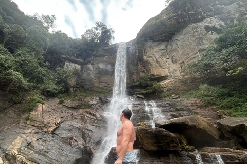 From Kandy to Nuwara Eliya & Moon Plains – Tuk‑Tuk Day Tour From Kandy: Moon Plains Highlands Viewpoint Experience