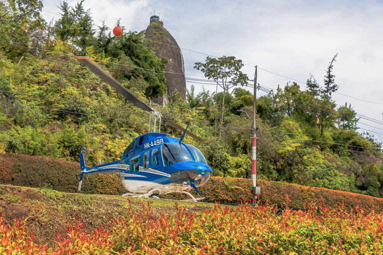 Guatapé: 6-minute scenic helicopter flight over the reservoir