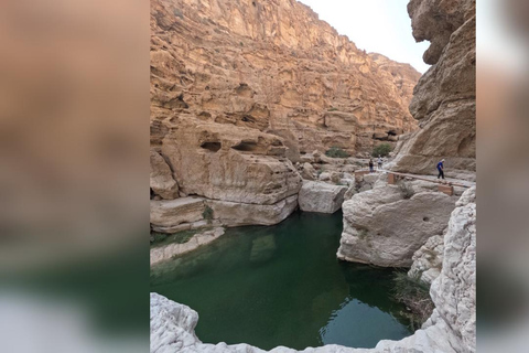 Muscat: Wadi Shab, Fins Beach, & Bimmah Sinkhole Tour