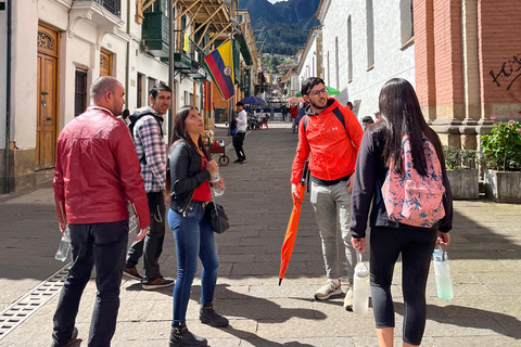 Bogotá: Centro Histórico y Graffiti Tour a pie compartido