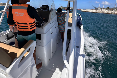 Santa Marta: Private Boat Tour to Bahía Concha & Taganga