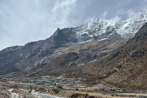 Rolwaling Valley Trek: odkryj święte jeziora przez 12 dni