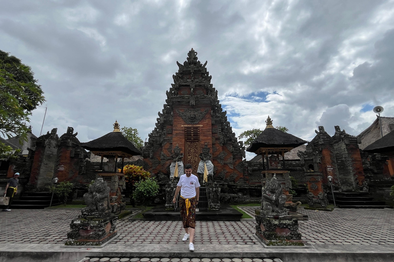 Bali: Batuan temple, Monkey Forest, Kato Lampo waterfall