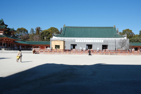 E-Bike Tour in Kyoto with Asuka, Japanese graduate student