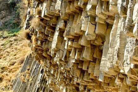 Excursion à la Symphonie des pierres, Geghard et cuisson de Lavash à Garni